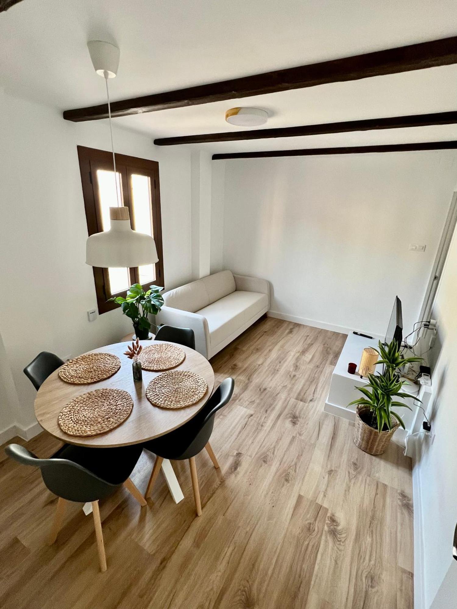 Acogedor Apartamento Enfrente De La Catedral Appartement Tarragona Buitenkant foto