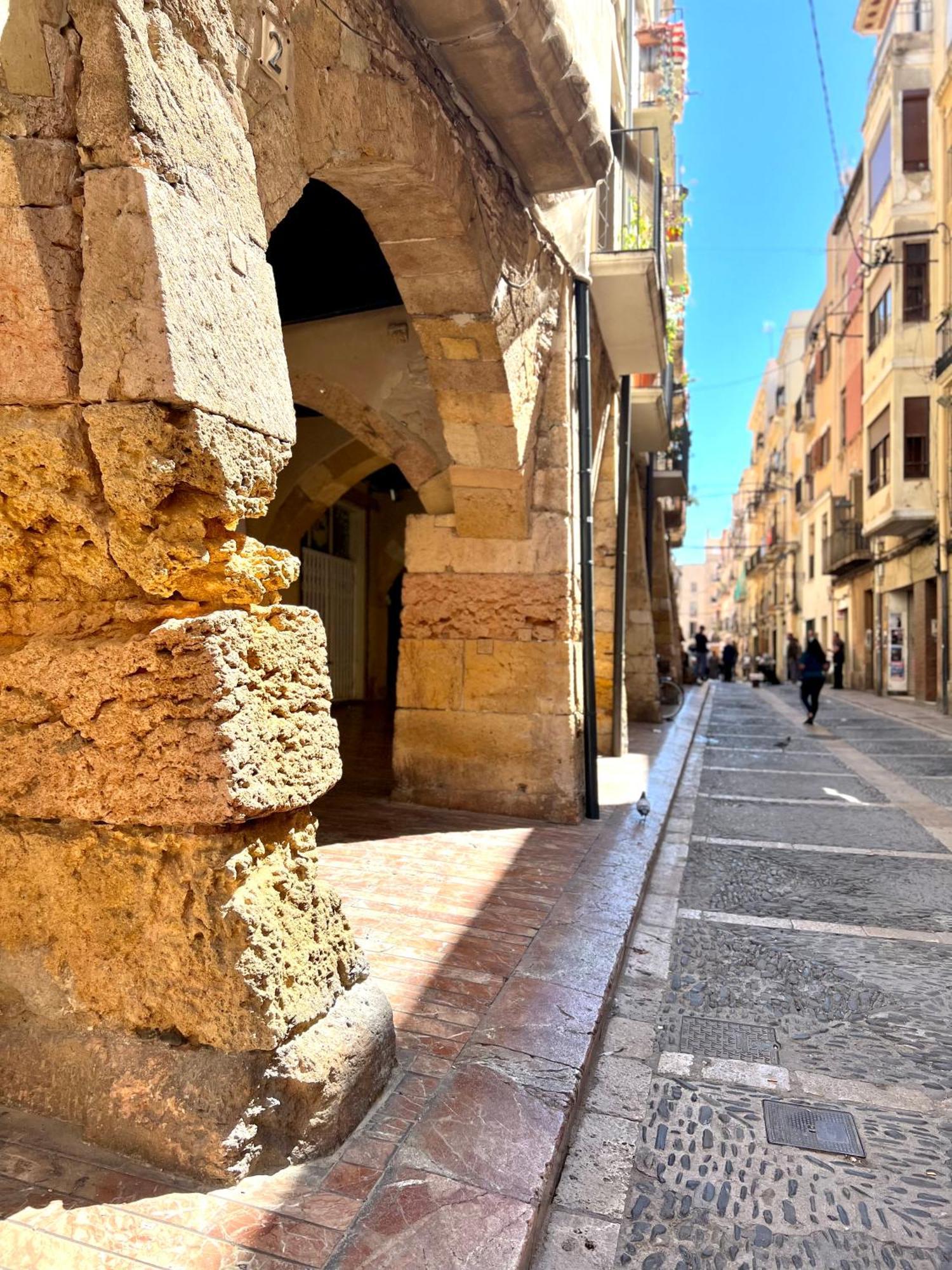 Acogedor Apartamento Enfrente De La Catedral Appartement Tarragona Buitenkant foto